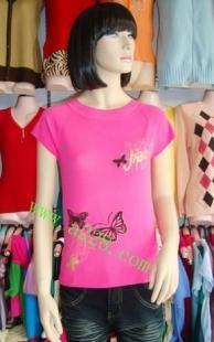 把握时尚脉搏 女士夏装与针织服饰的批发新机遇