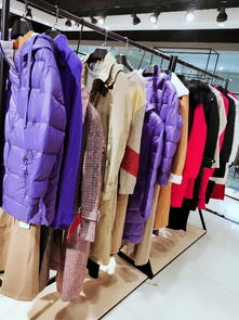 品牌折扣女装尾货批发 当季韩版洋气女装走份进货指南